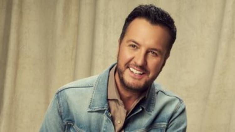 Luke Bryan Âge, épouse, fortune et carrière 2026