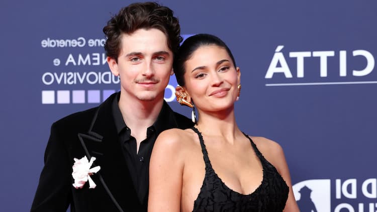 Timothée Chalamet : sa nouvelle relation amoureuse choque ses fans après l’éclatement des rumeurs de rupture 2026