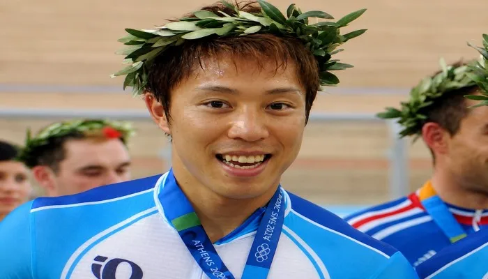 Le décès de Toshiaki Fushimi suscite des questions chez les fans concernant sa fortune et son âge.